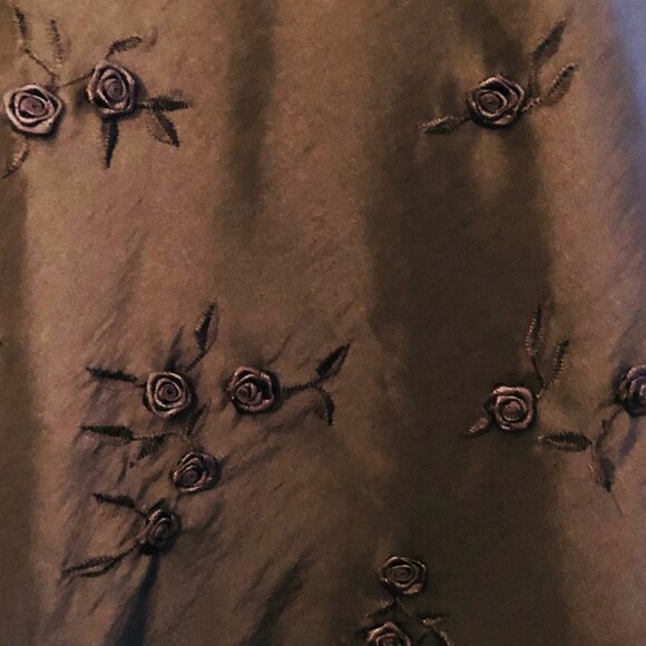 JOSEPHINE CHAUS Black Skirt Rosebuds Embroidered Leaves Black Tulle Ruffle Sz 18 - Picture 2 of 5